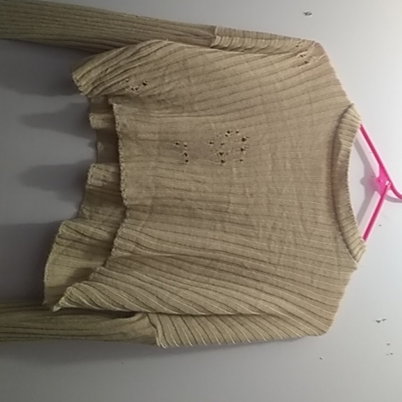 Rue 21 cropped long sleeve top - Picture 2 of 4